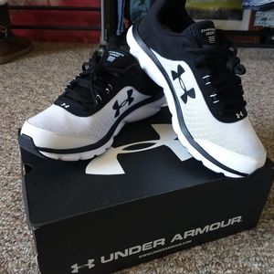 Men's Under Armour Charged Assert 8 Running Shoe